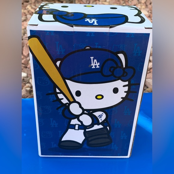 2023 LA Dodgers Collectible Blue and White Hello Kitty Bobblehead Figure - Picture 8 of 14